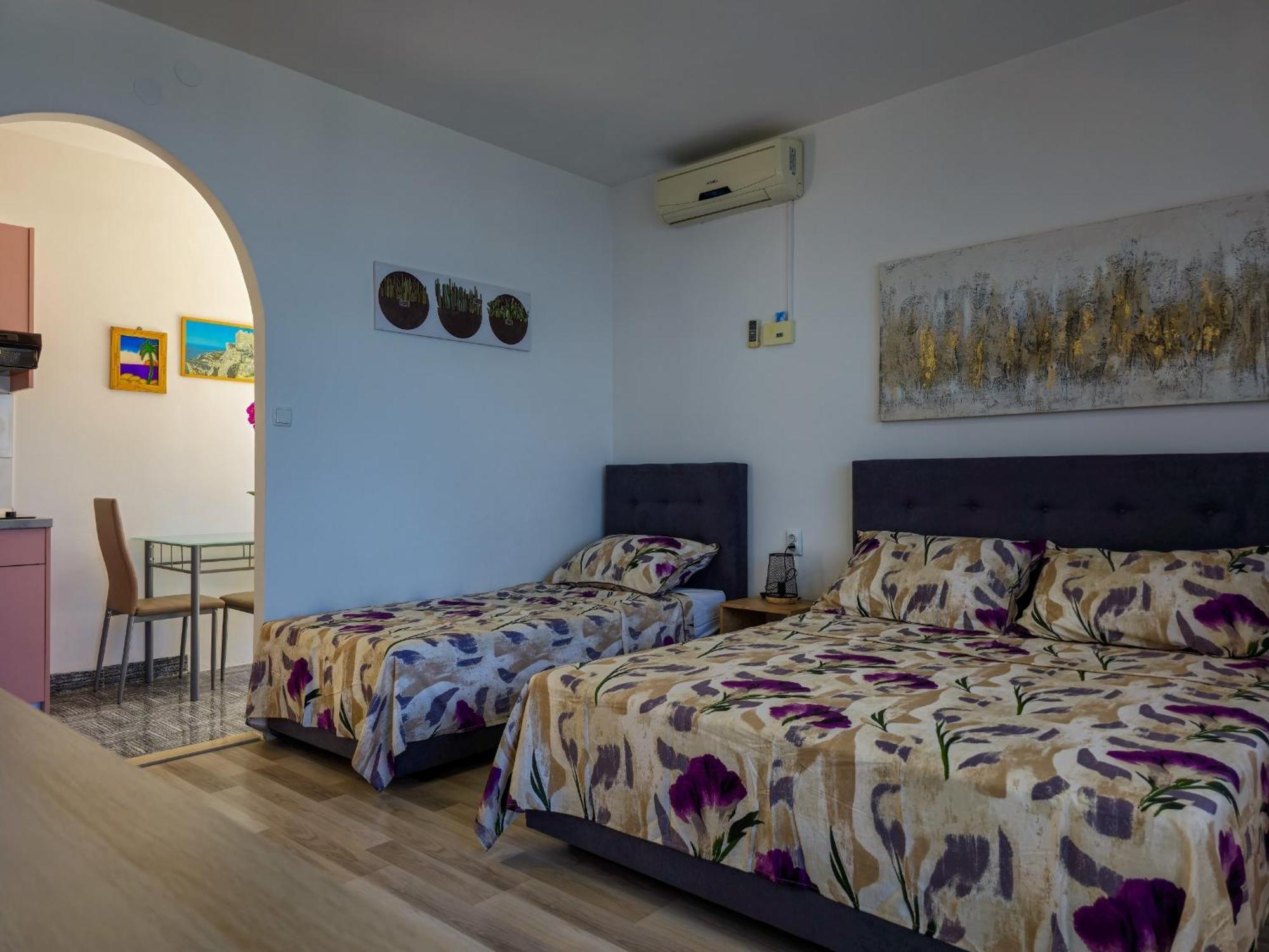 Apartments Neda Оміш Номер фото