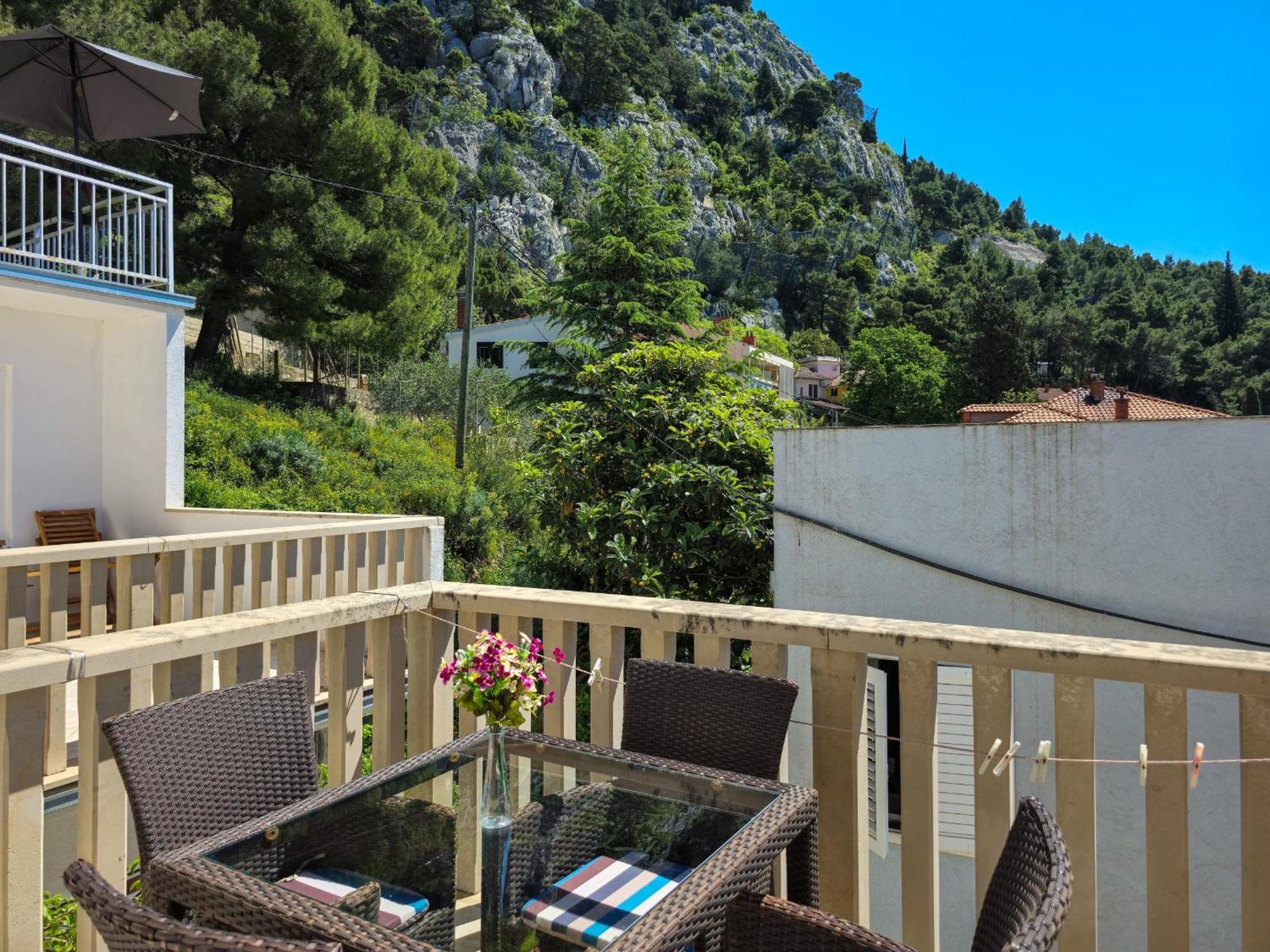 Apartments Neda Оміш Номер фото